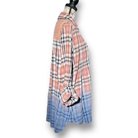 Vintage America Blues XL Plaid Fade Roll Tab Sleeves Back Lace Top Boho Western - Picture 3 of 9